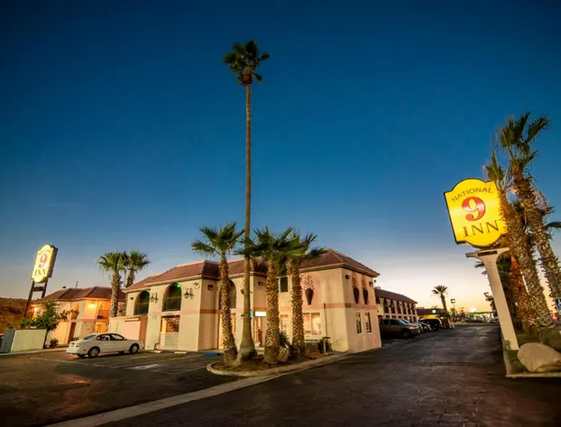 National 9 Inn hotel detail image 2