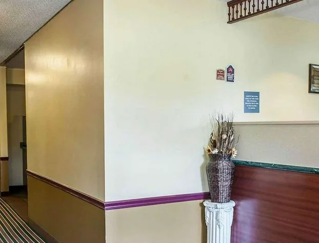 Royal Inn Rockville IN by Hotel O hotel detail image 4