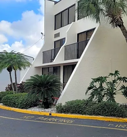 Tropical Palms Hotel hotel detail image 1