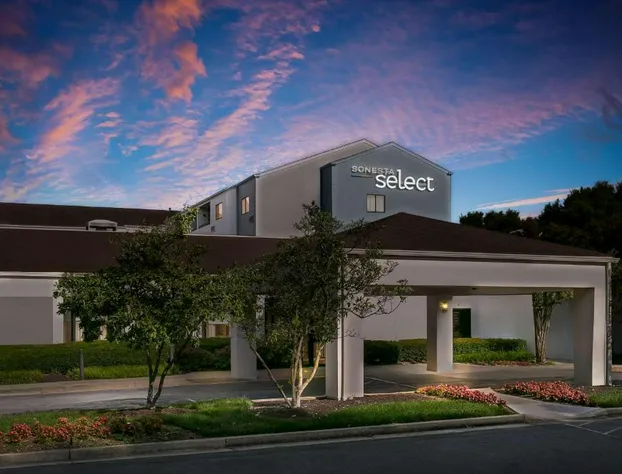 Sonesta Select Columbia hotel detail image 2