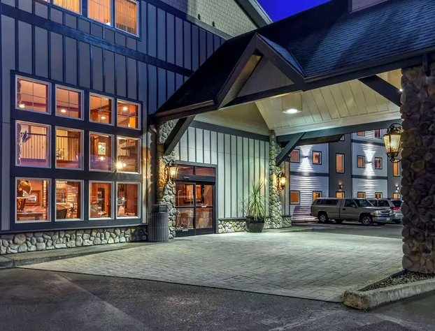 Kathryn Riverfront Inn, an Ascend Collection Hotel hotel detail image 2