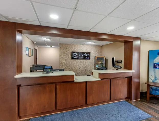 Clarion Pointe Racine - Mount Pleasant hotel detail image 3