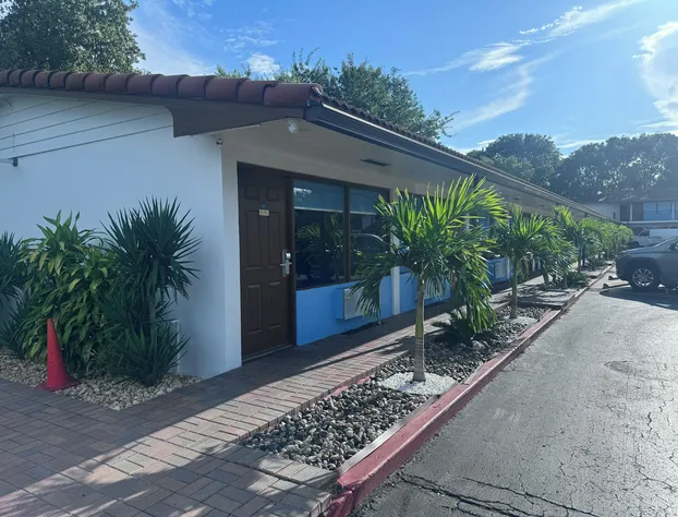 Econo Lodge Inn & Suites Florida City hotel detail image 2