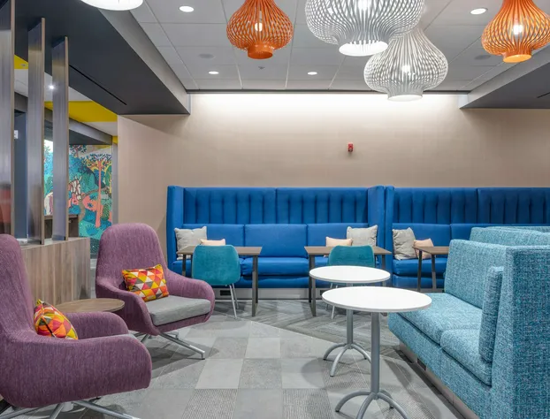 Tru By Hilton Indianapolis Lawrence, In hotel detail image 2