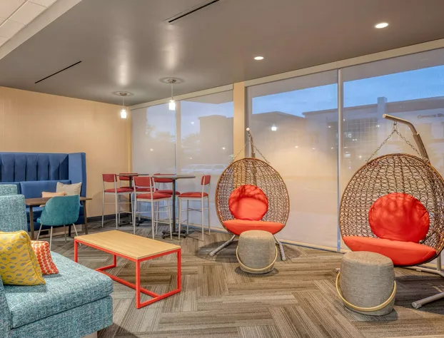 Tru By Hilton Indianapolis Lawrence, In hotel detail image 3