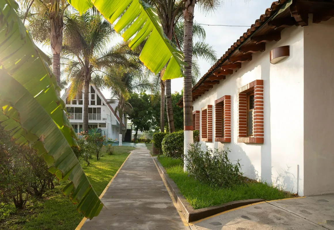 Las Jaras Aguas Termales hotel hero