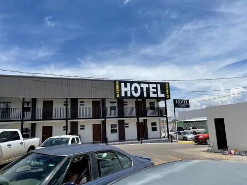 Hotel Plaza OSCARCEL hotel detail image 1