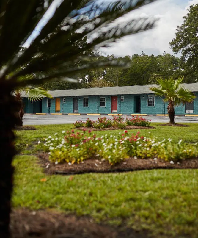 Carole Motel hotel hero