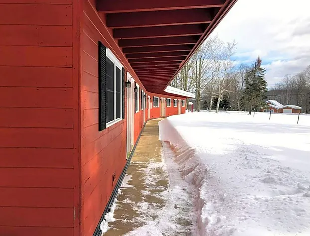 The Lorca Adirondacks Motel hotel detail image 3