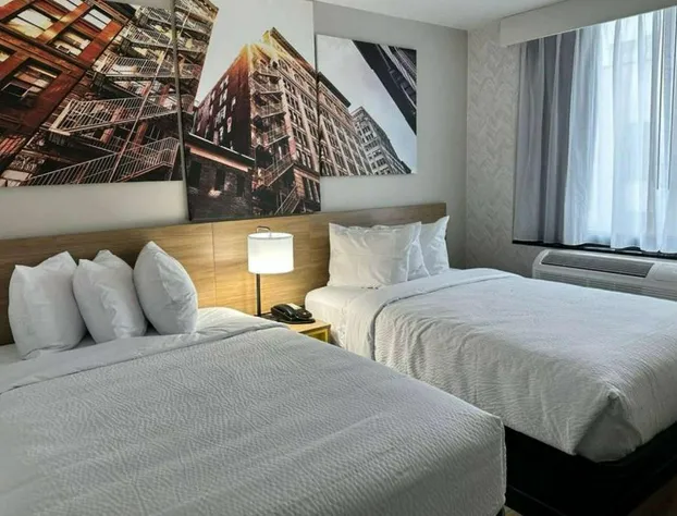 Days Inn by Wyndham Brooklyn / Eastern Parkway hotel detail image 3