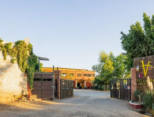 Capital O Hotel Villa Azura hotel detail image 1