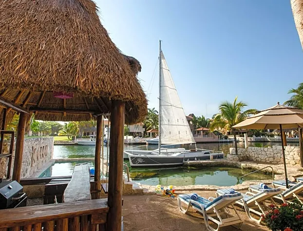 Chez Waffle Hotel hotel detail image 4