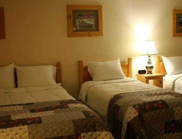 Holiday Motel hotel detail image 4