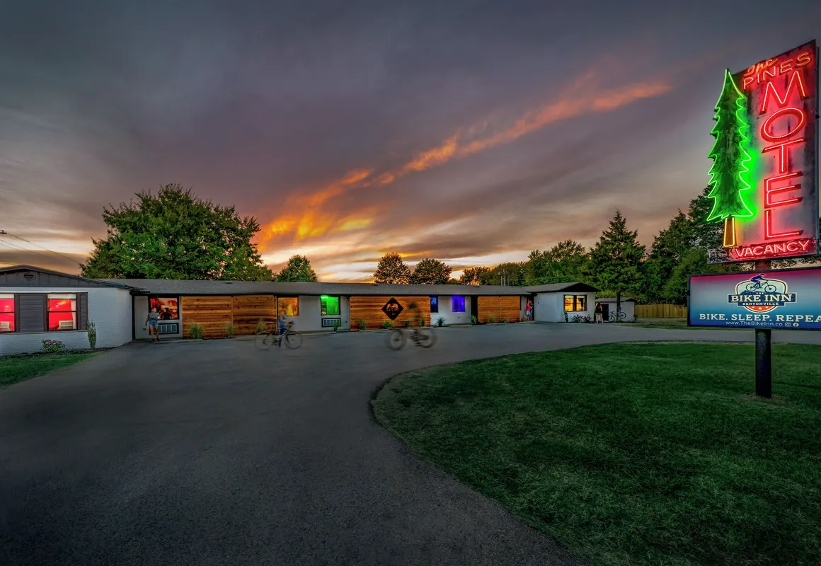 The Bike Inn hotel hero