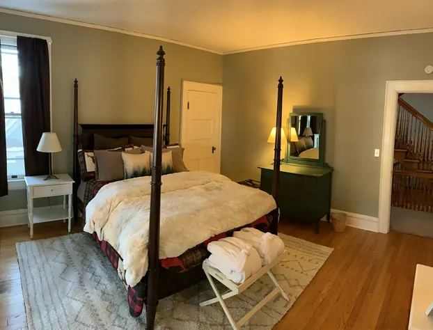 Franklin Manor Bed & Breakfast hotel detail image 1