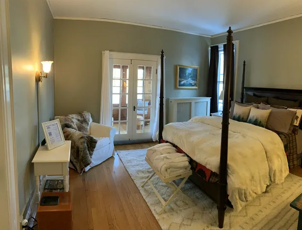 Franklin Manor Bed & Breakfast hotel detail image 3