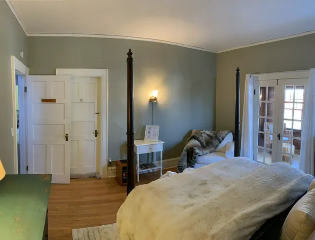 Franklin Manor Bed & Breakfast hotel detail image 2