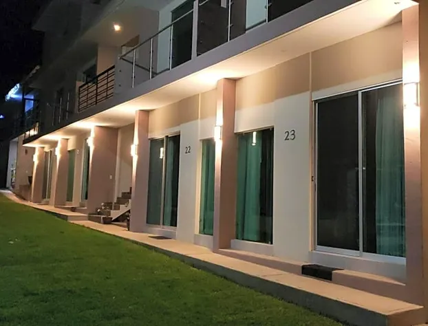 Hotel CaLu 21 en La Laguna Santa María del Oro hotel detail image 1