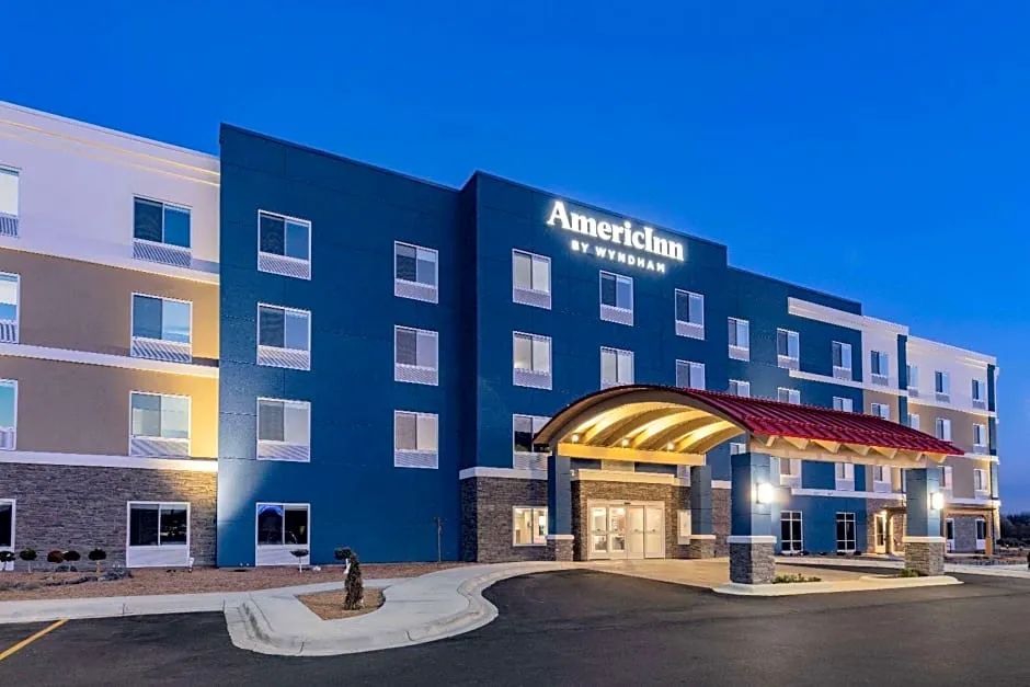 AmericInn by Wyndham International Falls hotel hero