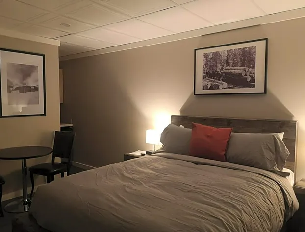 The Cache Hotel and Lodgings hotel detail image 4