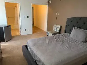 Deluxe Hotel Style Unit (B08) hotel detail image 3