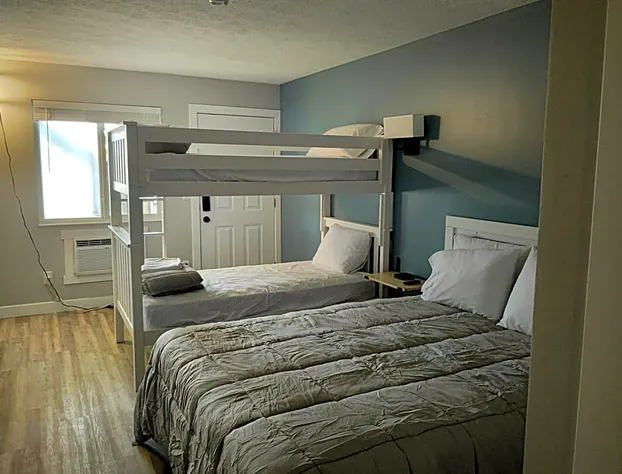 Shafer Lakeside Resort hotel detail image 1