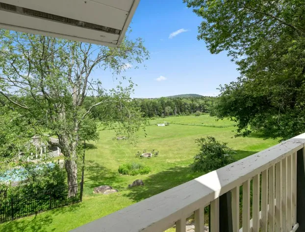 Mountaineer Inn hotel detail image 3