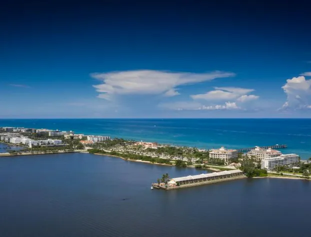 Palm Beach Resort hotel detail image 4