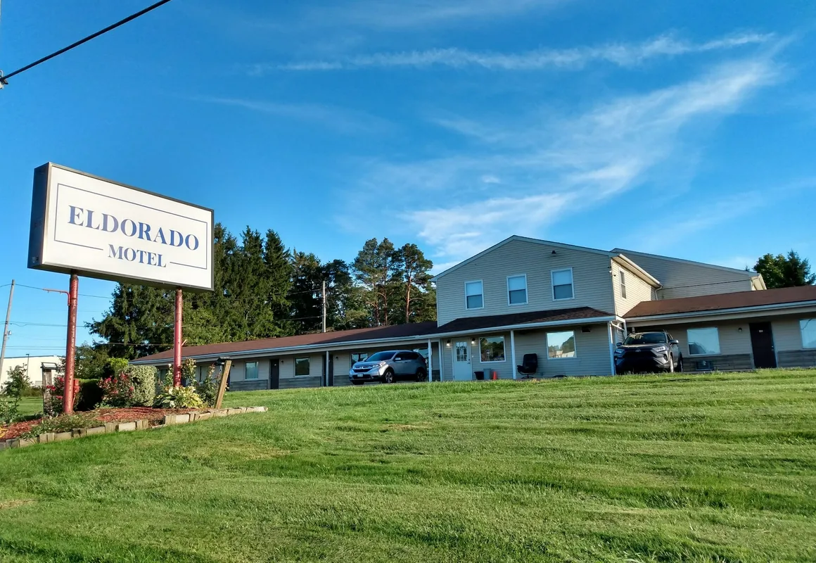 Eldorado Motel New Castle hotel hero