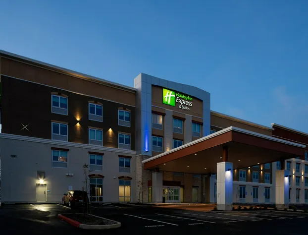 Holiday Inn Express and Suites Hollister by IHG hotel detail image 1