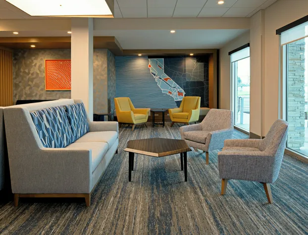 Holiday Inn Express and Suites Hollister by IHG hotel detail image 4