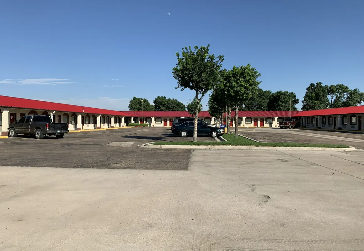 Regency Inn hotel hero