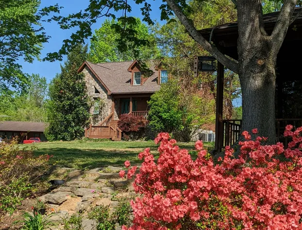 Arrowhead Resort hotel detail image 4