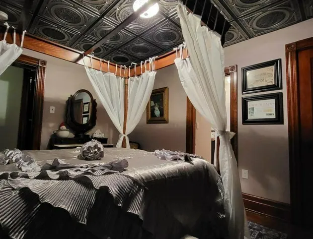 Trails End Bed and Breakfast hotel detail image 4