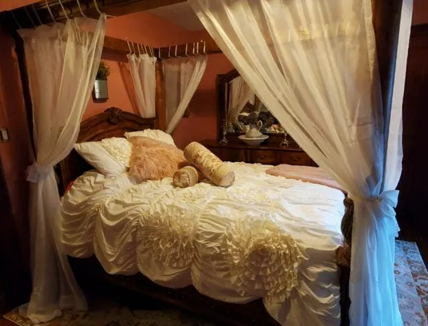 Trails End Bed and Breakfast hotel detail image 3