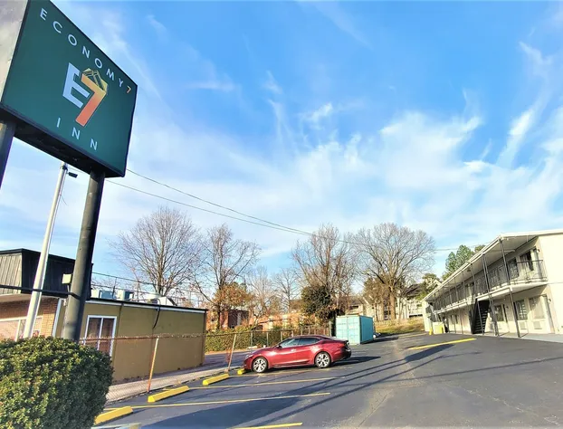 Economy 7 Inn hotel detail image 1