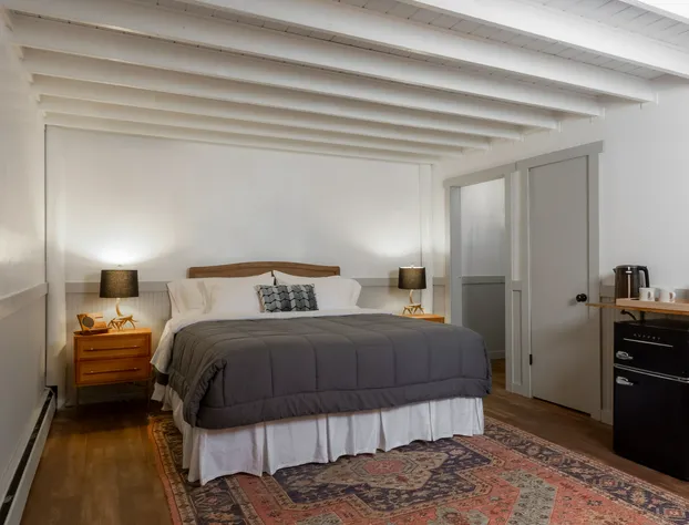 the Alander hotel detail image 4