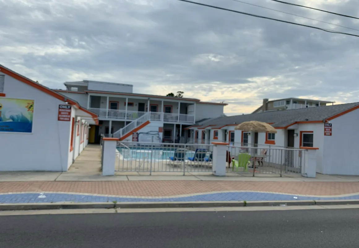 Sunshine Motel hotel hero