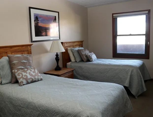 Spinnaker at Lake Dillon hotel detail image 1