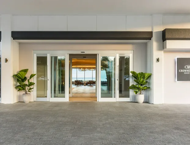 Crowne Plaza Resort Guam by IHG hotel detail image 4