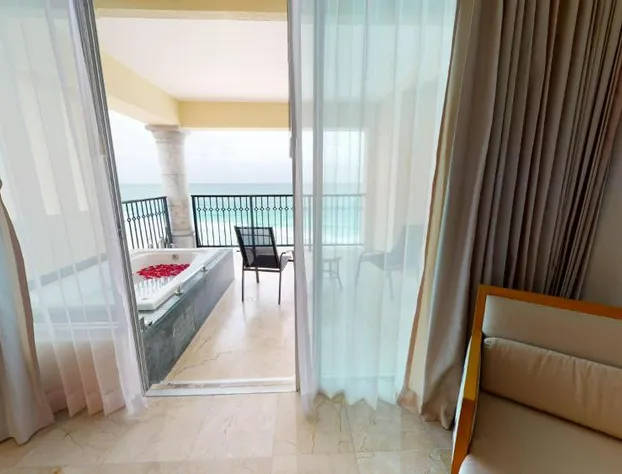 Grand Park Royal Cancun - All Inclusive hotel detail image 2