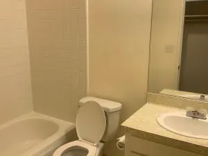 Affordable Hotel Style Unit (C16) hotel detail image 3