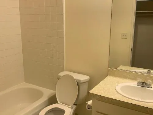 Affordable Hotel Style Unit (C16) hotel detail image 4