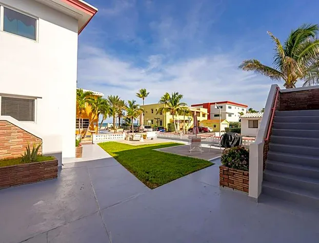 The Surf Hollywood Beach hotel detail image 2