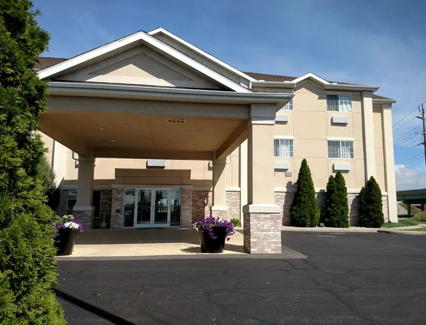 Holiday Inn Express Toledo West - Napoleon by IHG hotel detail image 2