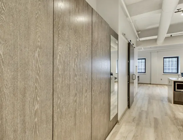 Etage Executive Living hotel detail image 3