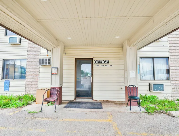 OYO Hotel Pipestone MN, Canterbury Park hotel detail image 1