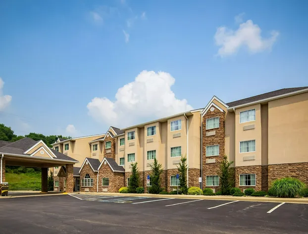 SureStay Plus Hotel by Best Western Buckhannon hotel detail image 1