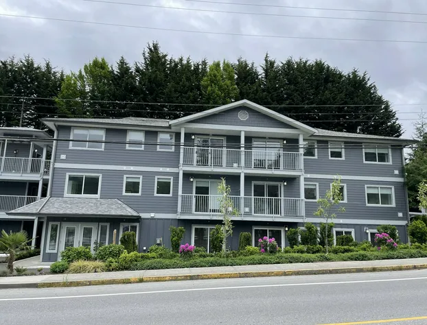 Gibsons Landing Inn hotel detail image 1