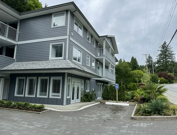 Gibsons Landing Inn hotel detail image 4